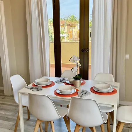 Apartbeach Atico Y Vistas Club Nautico *