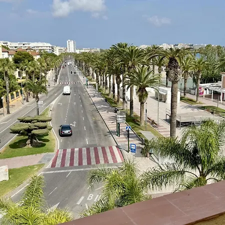Appartamento Apartbeach Atico Y Vistas Club Nautico *