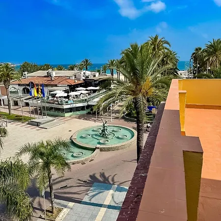 Appartamento Apartbeach Atico Y Vistas Club Nautico