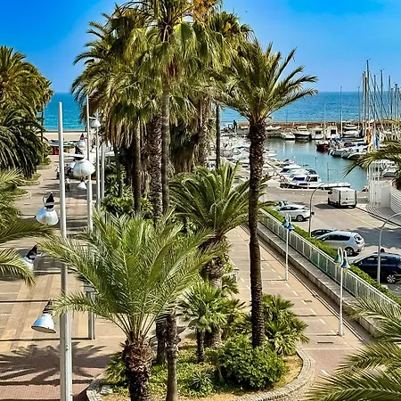 Apartbeach Atico Y Vistas Club Nautico Apartment